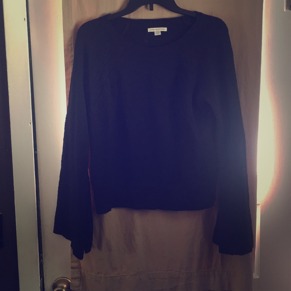 American eagle sweater